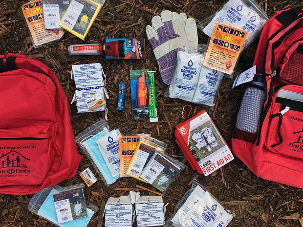 Earthquake emergency supplies