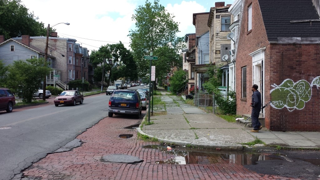 graffiti street in Newburgh NY